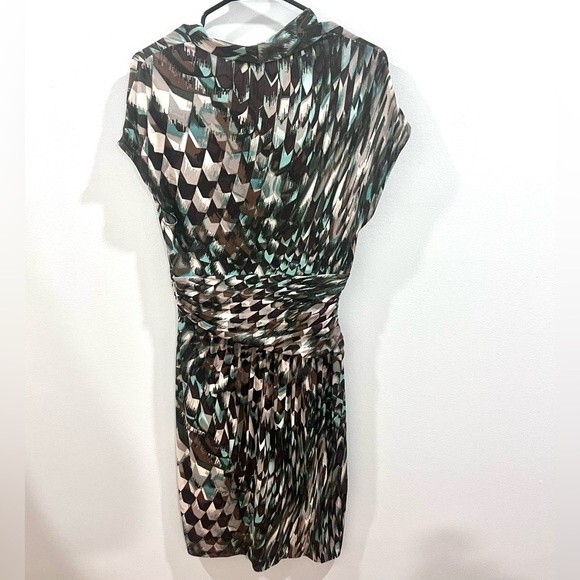 Flattering ruched brown tan and aqua wrap geometric print dress size 10 - Picture 3 of 8